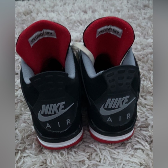 Jordan 4 Bred - Picture 4 of 7